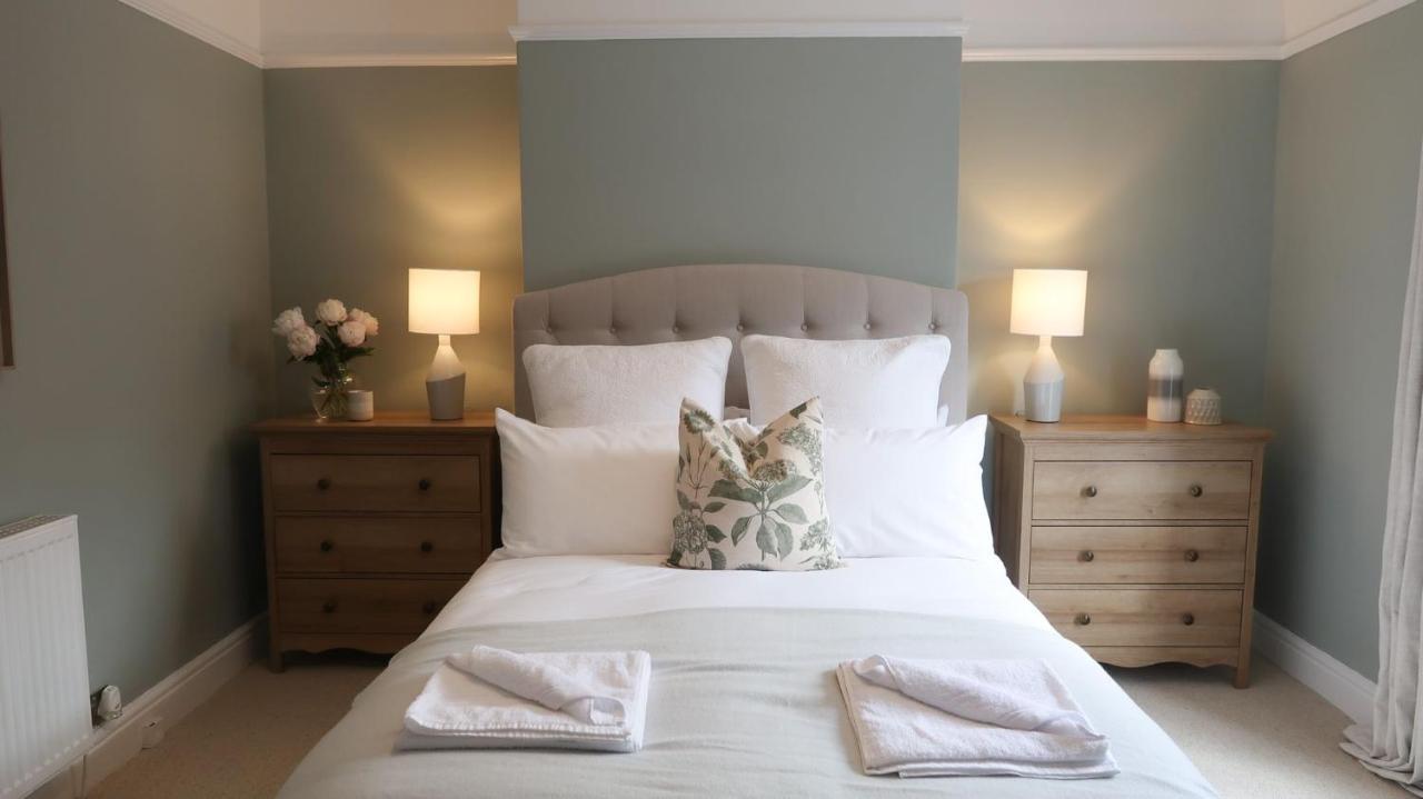 Luxury Living Outside The City Walls - Sleeps Six! チェスター エクステリア 写真