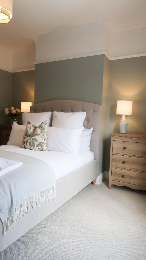 Luxury Living Outside The City Walls - Sleeps Six! チェスター エクステリア 写真