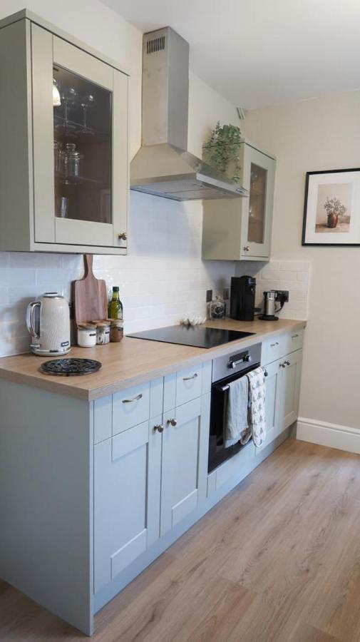 Luxury Living Outside The City Walls - Sleeps Six! チェスター エクステリア 写真